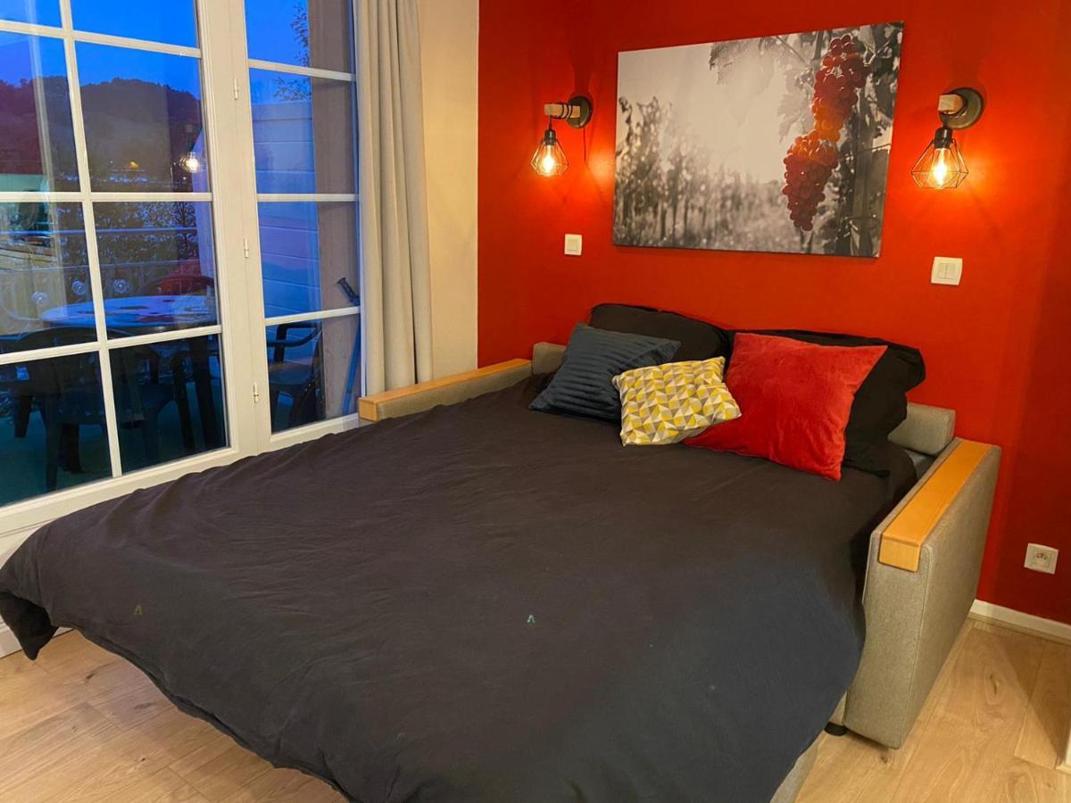 Appartement Au Calme Face Au Lac Марсиак Екстериор снимка