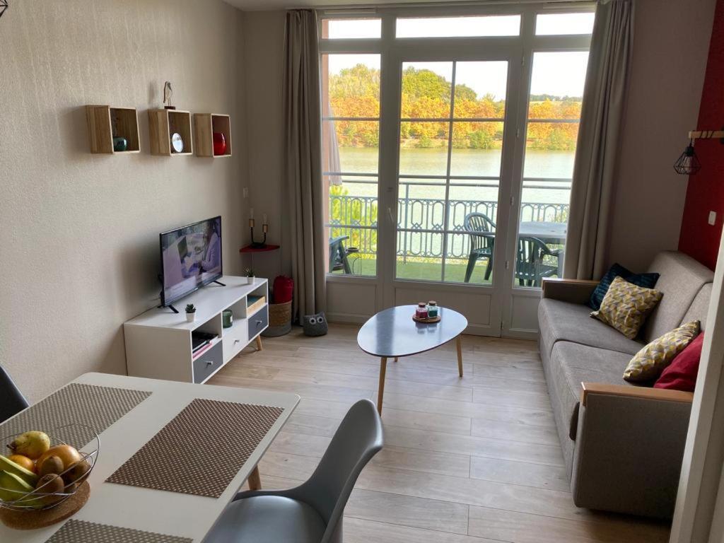Appartement Au Calme Face Au Lac Марсиак Екстериор снимка