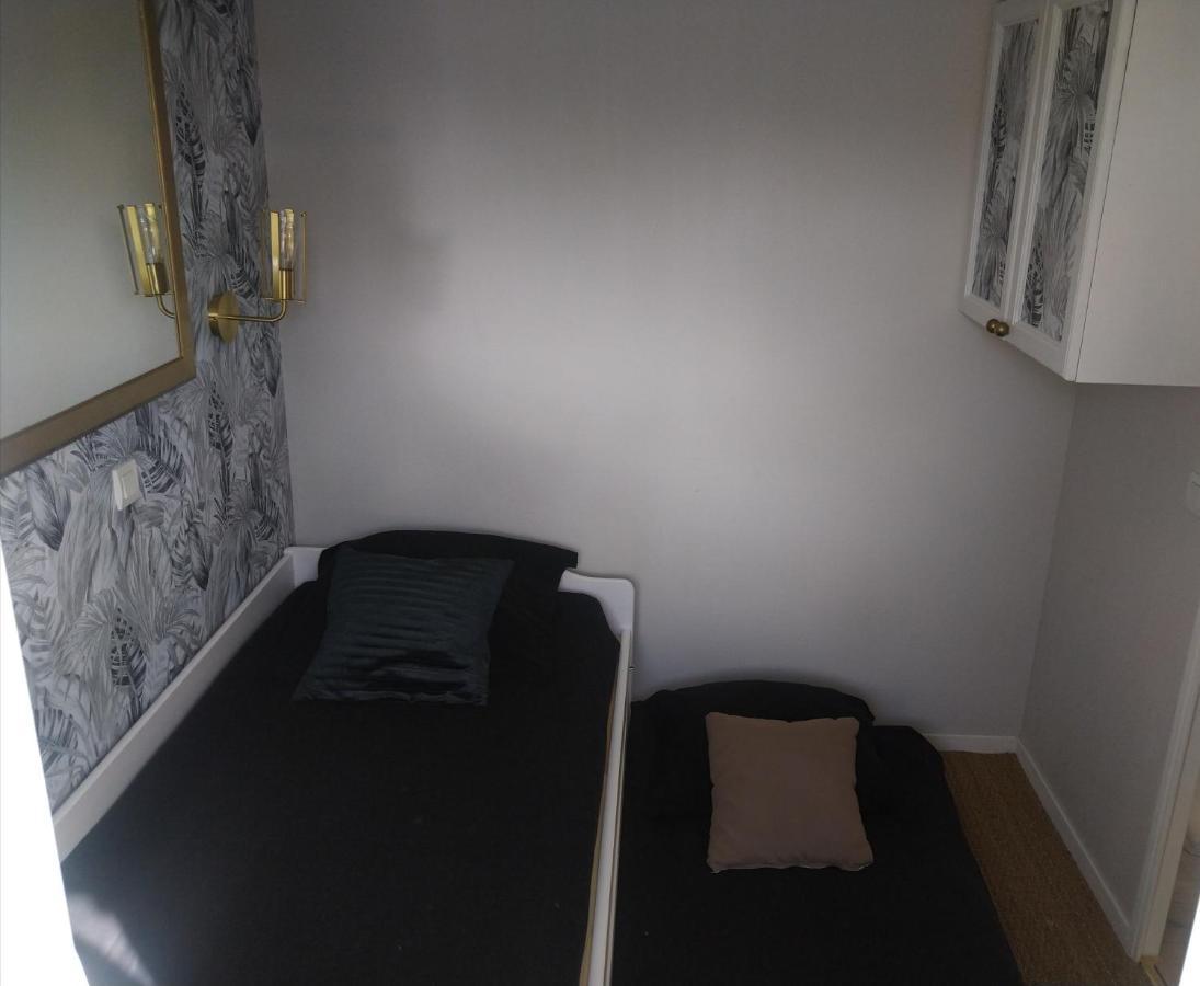 Appartement Au Calme Face Au Lac Марсиак Екстериор снимка